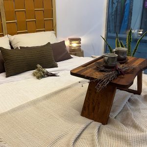 Bandeja de cama plegable