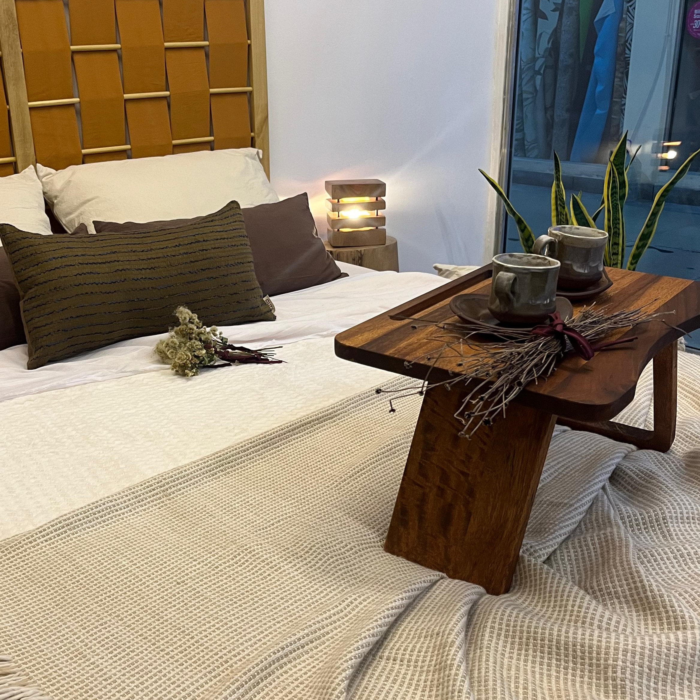 Bandeja de cama plegable